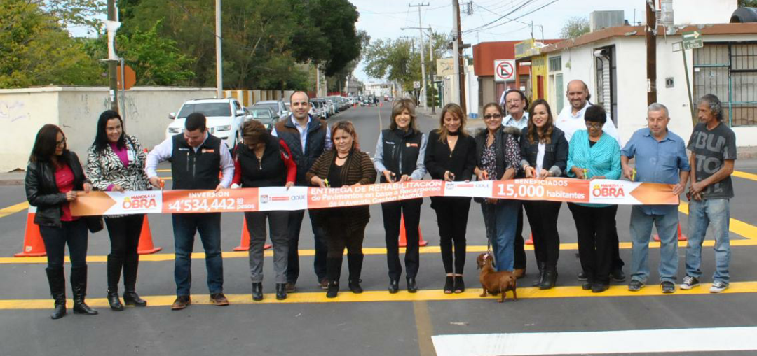 Entrega Presidenta Municipal recarpeteo de la Gastón Madrid
