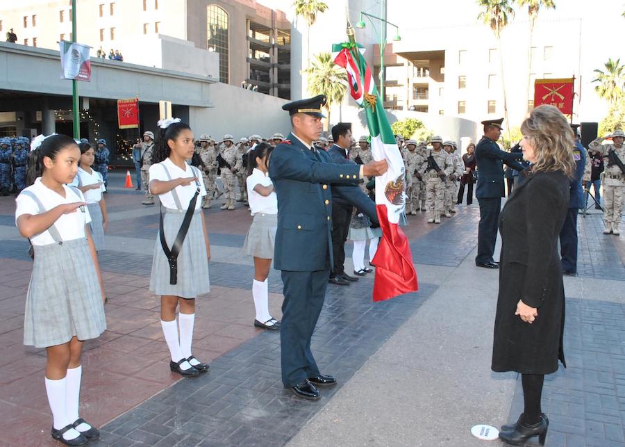 Es Bandera Nacional símbolo de los más altos valores de los mexicanos: Angelina Muñoz Es Bandera Nacional símbolo de los más altos valores de los mexicanos: Angelina Muñoz