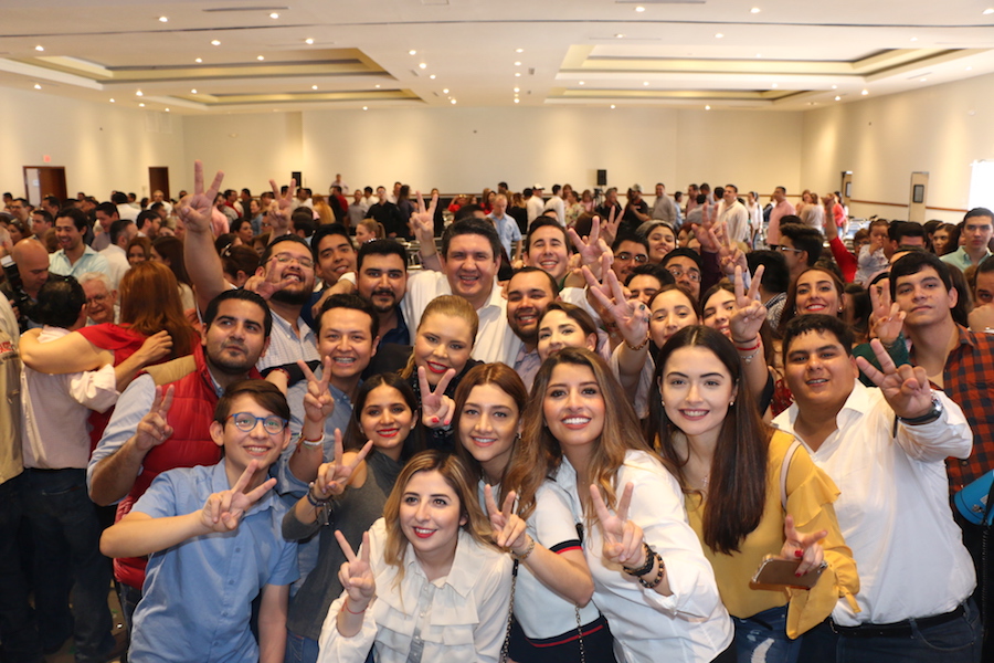 Humberto en cierre de precampaña