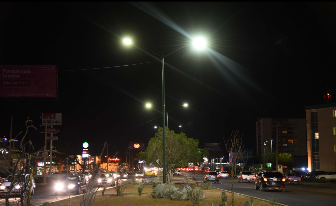 Reconvierten con LED alumbrado público del bulevar Morelos