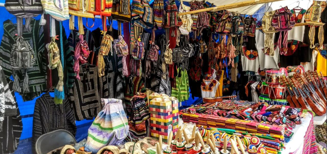 Estará una semana más Expo Arte Oaxaqueña