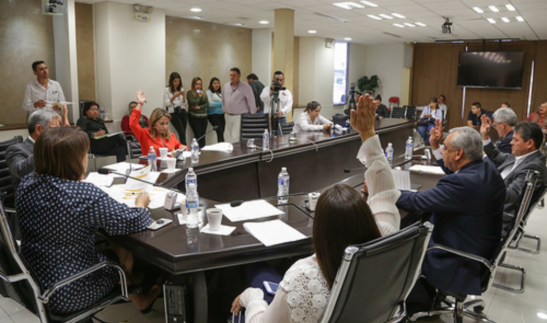 Aprueba Comisión doce proyectos de dictamen para llevar a Pleno