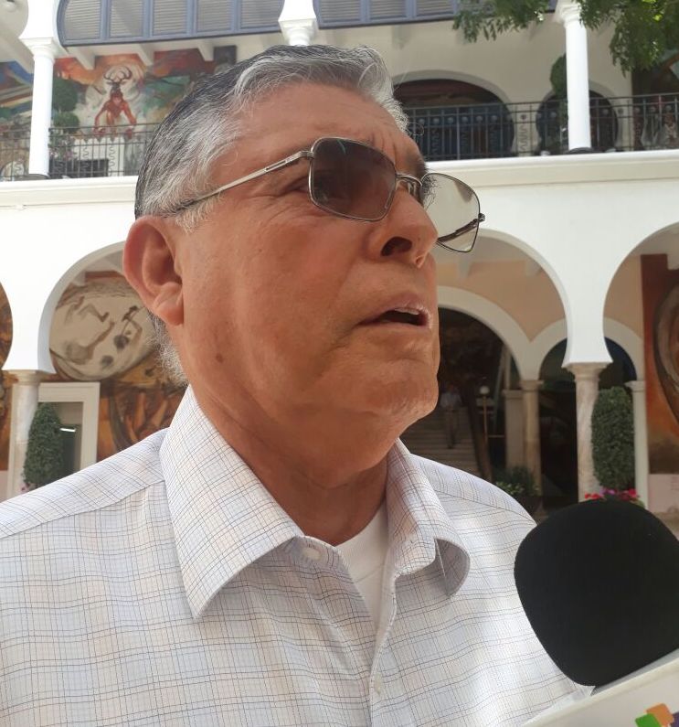 Dan mantenimiento a carreteras locales para vacaciones de Semana Santa