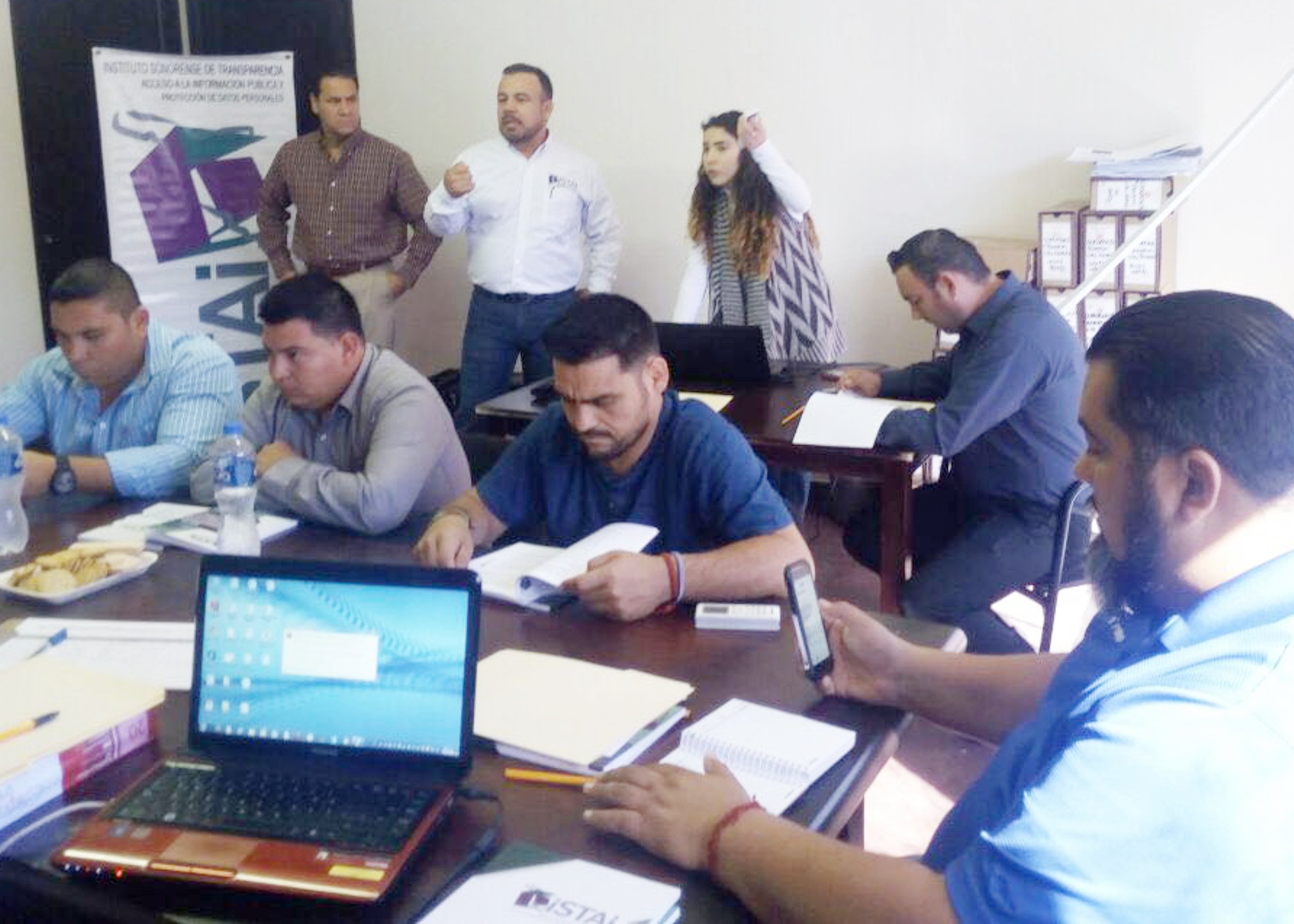 Sindicatos y estudiantes se capacitan en transparencia