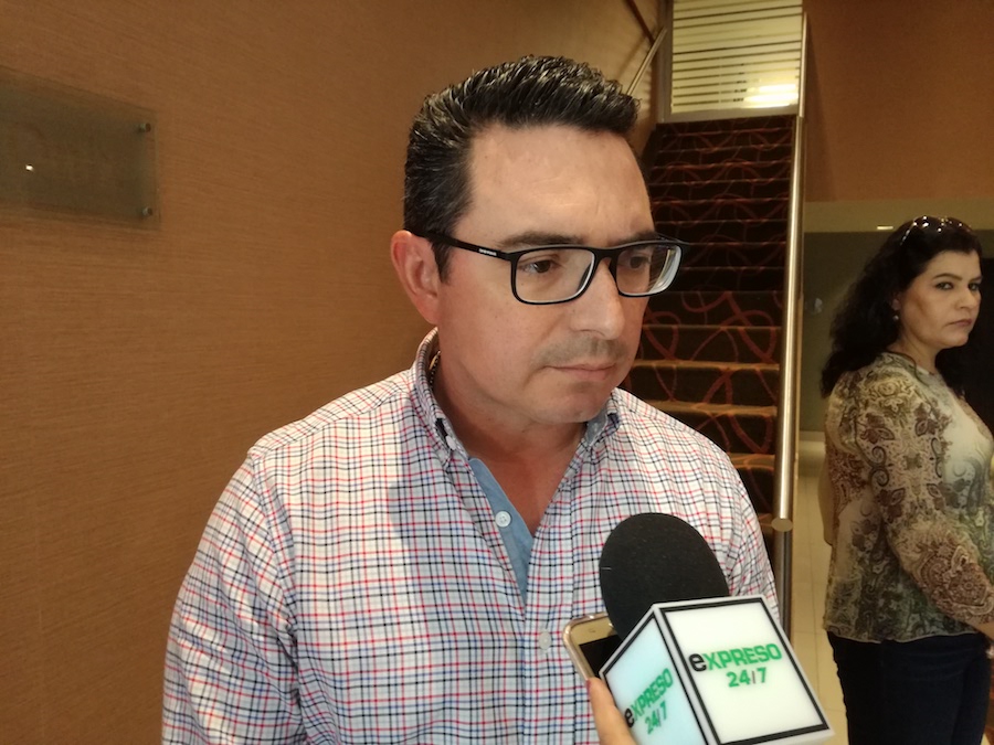 Revisan que «tienditas escolares» cumplan con el reglamento