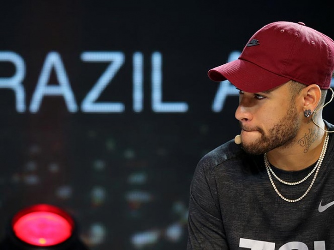 Neymar regresará en un mes a las canchas