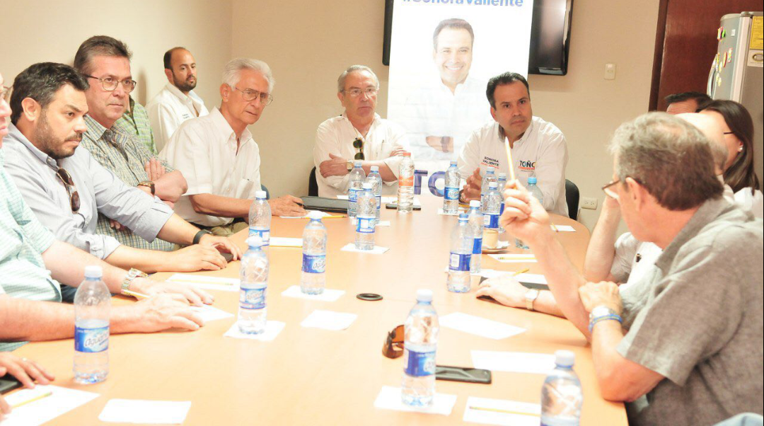 Trabajaremos de la mano con el sector avícola de Sonora: Toño Astiazarán