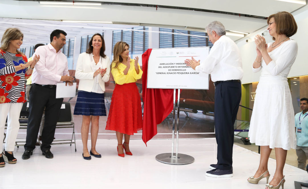 Entregan Gobernadora y titular de SCT modernización del Aeropuerto de Hermosillo Entregan Gobernadora y titular de SCT modernización del Aeropuerto de Hermosillo