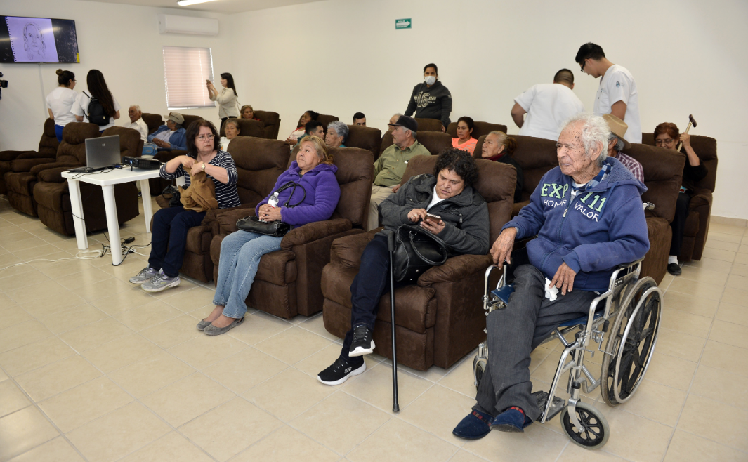 Inicia SEDESSON jornada para elevar autoestima de adultos mayores