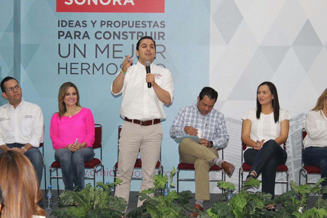 Se compromete David Palafox a legislar contra la corrupción Se compromete David Palafox a legislar contra la corrupción