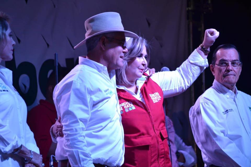 Karina y Rodrigo van unidos