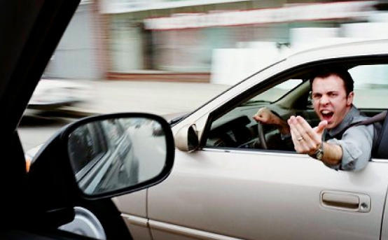 Entre velocidad e impericia para manejar ¡la muerte tiene permiso!