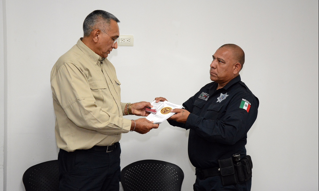 Elementos de Seguridad Pública en materia de delitos electorales reciben manual