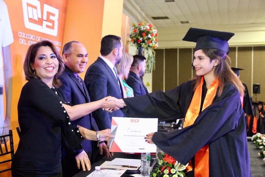 Ganan alumnas del COBACH beca para estudiar en China
