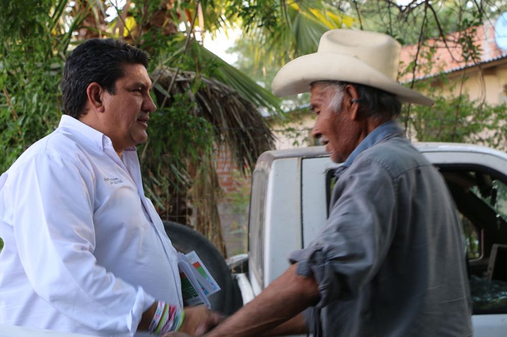En Terrenate es bienvenido Humberto Robles Pompa por sus propuestas En Terrenate es bienvenido Humberto Robles Pompa por sus propuestas
