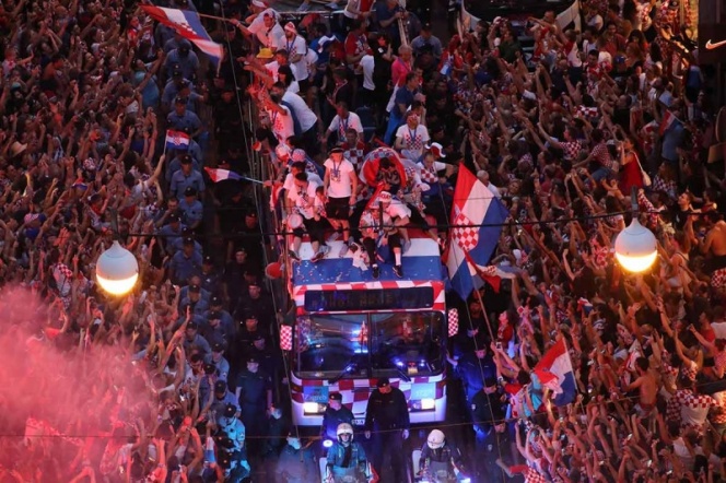 Locura en Croacia para recibir a sus héroes