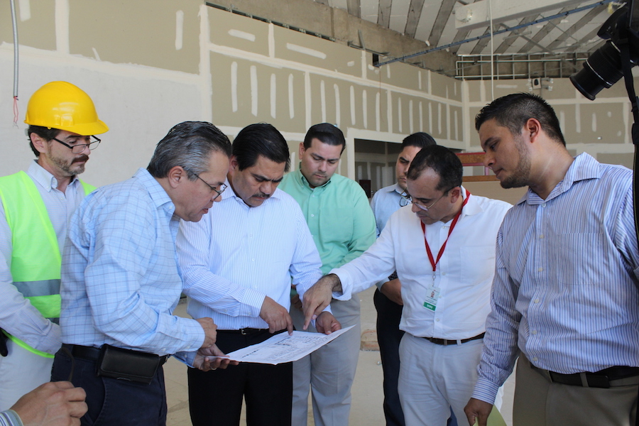 Supervisa Director del ISSSTESON detalles finales de nuevo CIAS