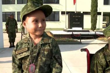 La Sedena dio acogida a 3 niños “guerreros” La Sedena dio acogida a 3 niños “guerreros”