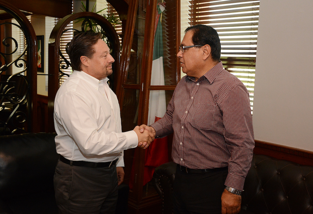 Sostiene Alcalde Félix Chávez encuentro con Presidente Municipal electo Sostiene Alcalde Félix Chávez encuentro con Presidente Municipal electo