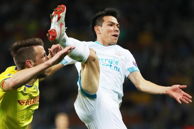 Golazo de ‘Chucky’ Lozano en Champions
