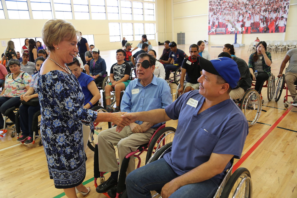 Brinda DIF Sonora taller para personas con discapacidad