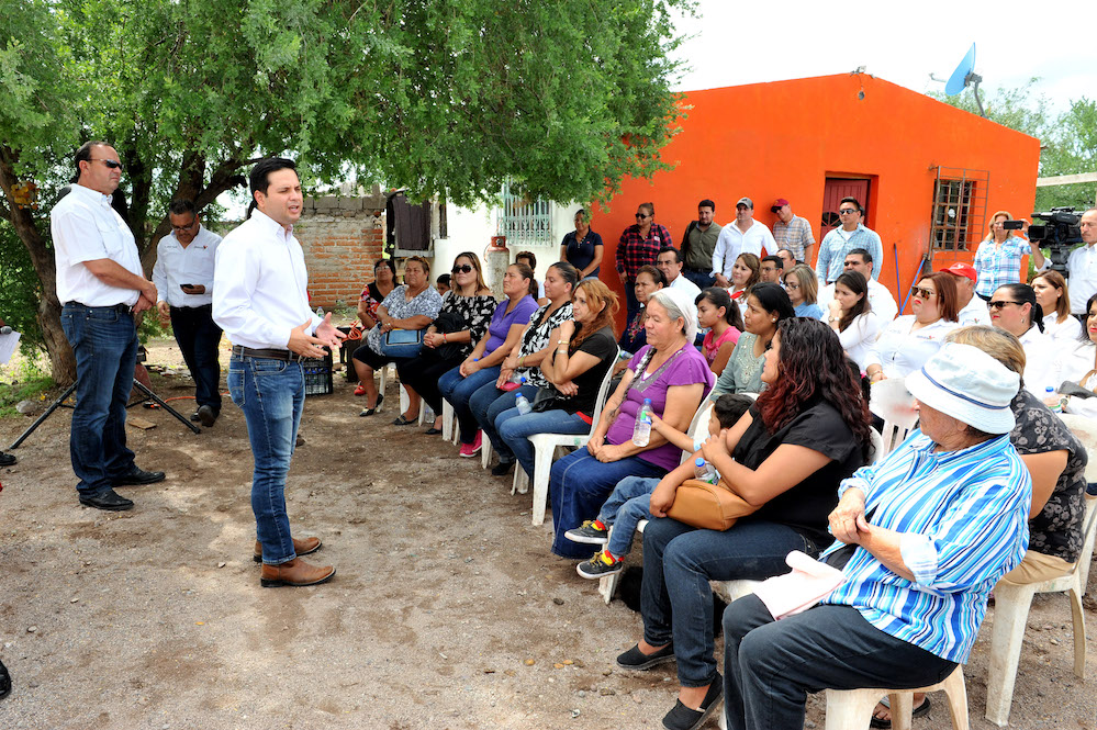 Atiende SEDESSON carencias en región noroeste Atiende SEDESSON carencias en región noroeste