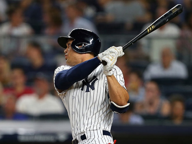 Giancarlo Stanton, en el club de los 300 jonrones