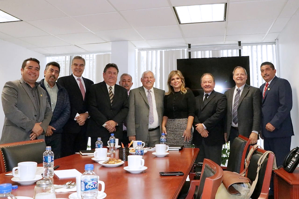 Plantea Gobernadora proyectos para Sonora a próximo titular de Sagarpa Federal Plantea Gobernadora proyectos para Sonora a próximo titular de Sagarpa Federal