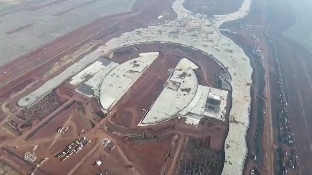 ¿Consulta sobre el NAIM? ¿En un país donde 30 % usa avión?