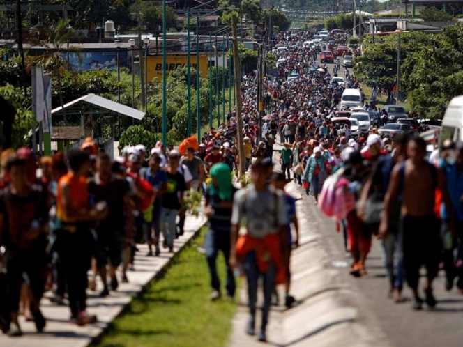 Trump critica a México por caravana y declara ‘emergencia nacional’