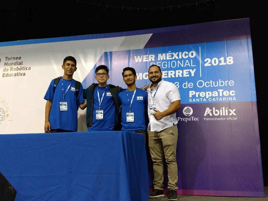 Llevará Cobach tres equipos al nacional de Robótica Educativa WER Llevará Cobach tres equipos al nacional de Robótica Educativa WER