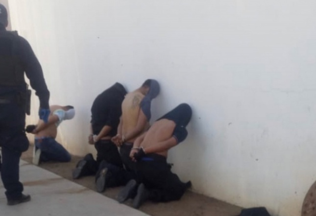 Detienen a presuntos asesinos de policía