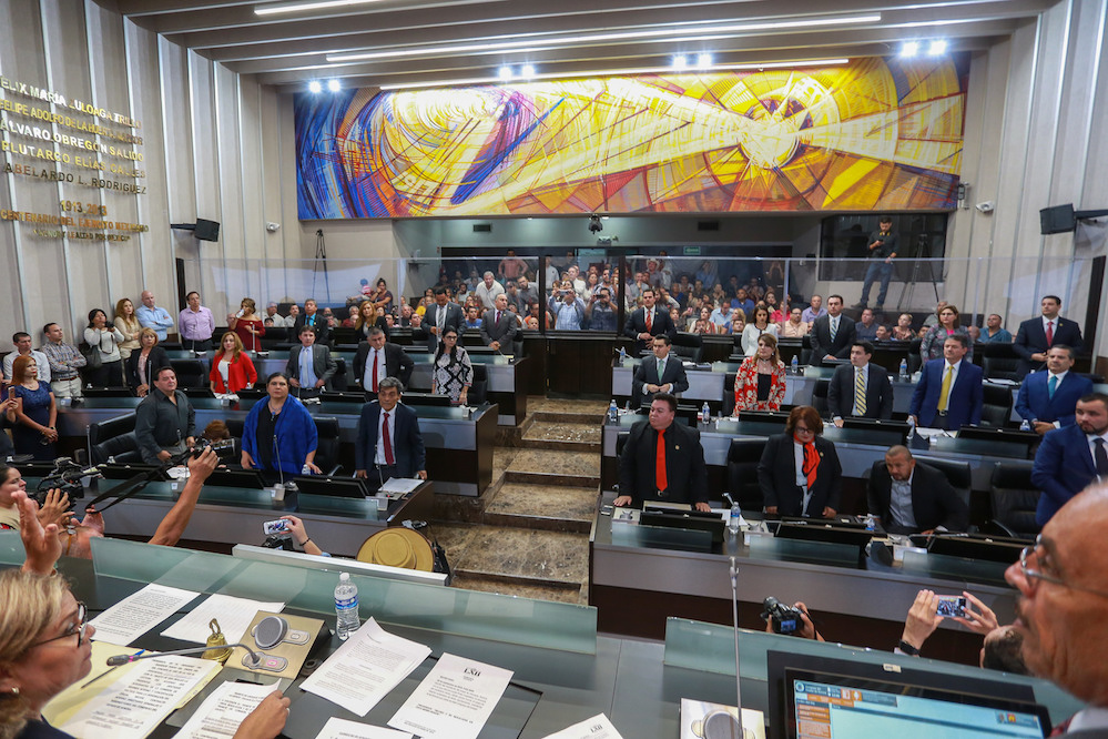 Aprueban Ley que establece el día 02 de octubre como Día de Luto Estatal Aprueban Ley que establece el día 02 de octubre como Día de Luto Estatal