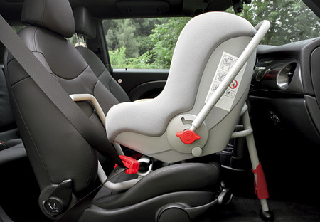Silla para bebé en el auto, cinturón de seguridad ¡Significa vida! Silla para bebé en el auto, cinturón de seguridad ¡Significa vida!