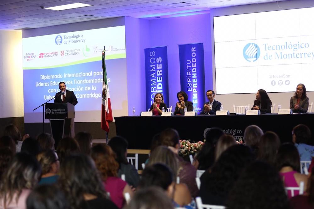 Consolida Sonora liderazgo en certificación de sus docentes: SEC