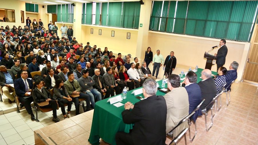 Inaugura Víctor Guerrero Primer Congreso Internacional de Investigación, Cuerpos Académicos y Grupos Disciplinares