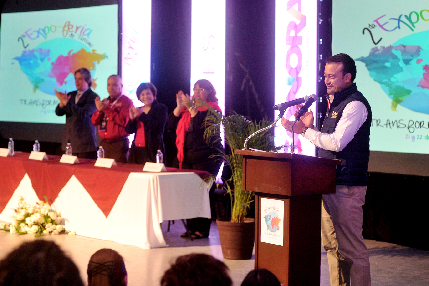 Celebra UES segunda Expo-Feria Turismo: Transformación Digital