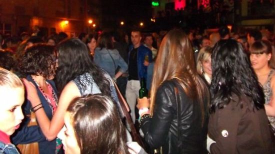 Fiestas sin permiso y de 24 horas desmadre que auspicia el municipio