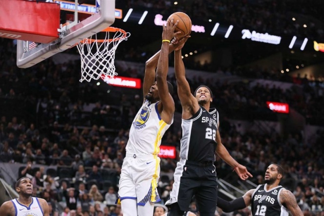 Los Warriors van en picada