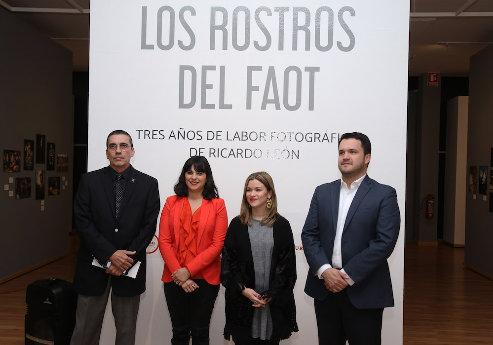 Inaugura ISC exposición fotográfica Los Rostros del FAOT