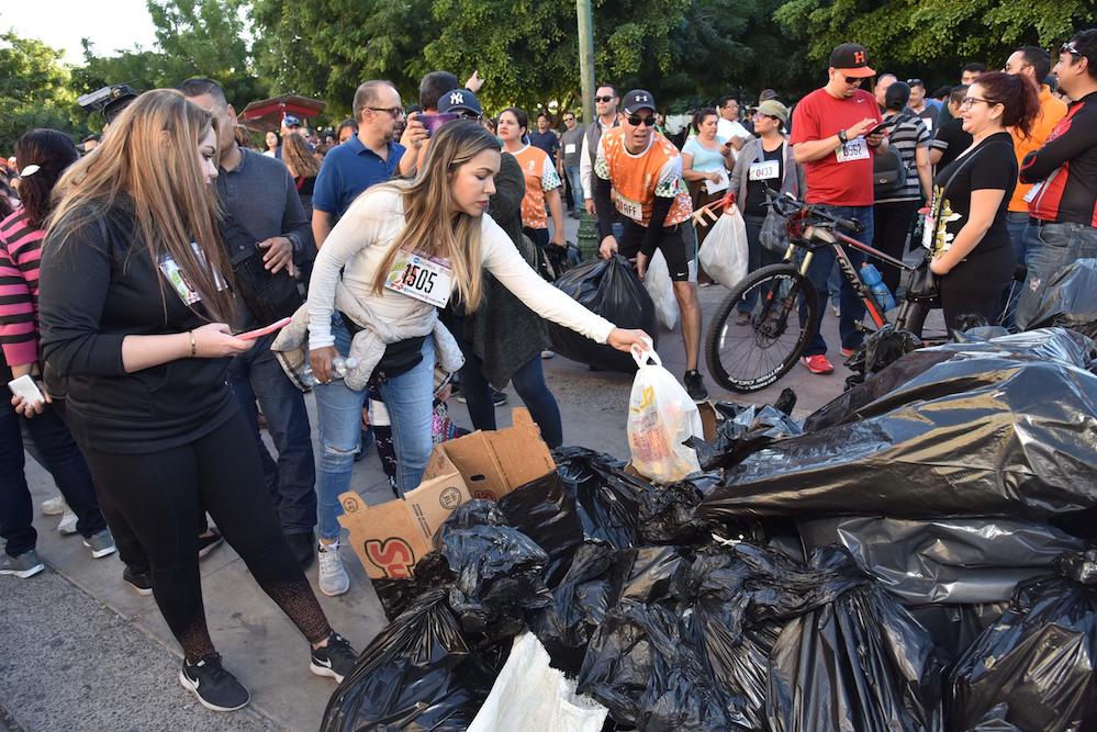 Baten récord mundial de plogging más de 2 mil personas
