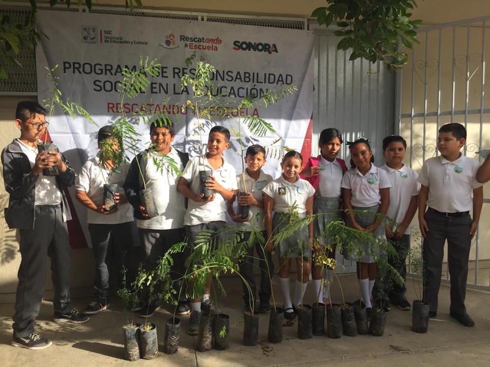 A más de 81 mil alumnos beneficia “Rescatando tu Escuela”
