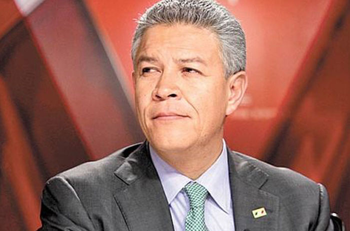700 mil pesos ganaba el ex director del Infonavit ¡Ajúa! 700 mil pesos ganaba el ex director del Infonavit ¡Ajúa!