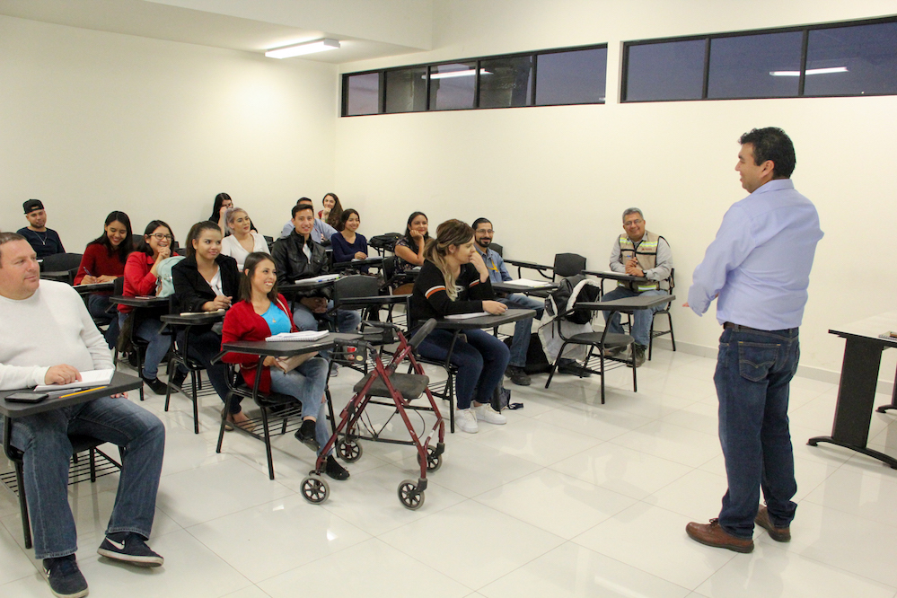 Inician nuevas modalidades de estudio en UES