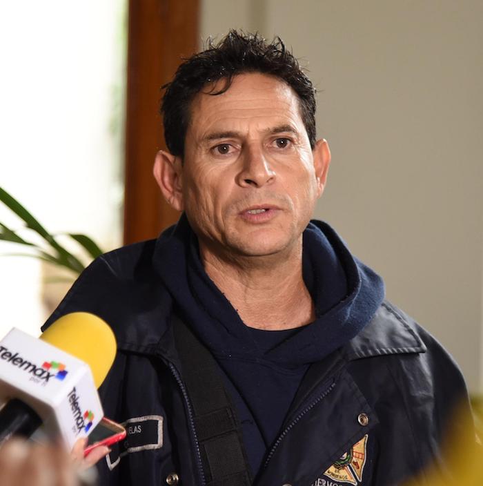 Ofrecen a bombero cesado reinstalación; Regresarán mandos a sus labores