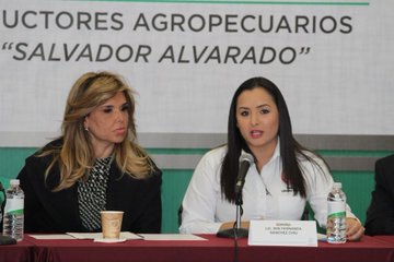 Firman aumento salarial histórico para jornaleros