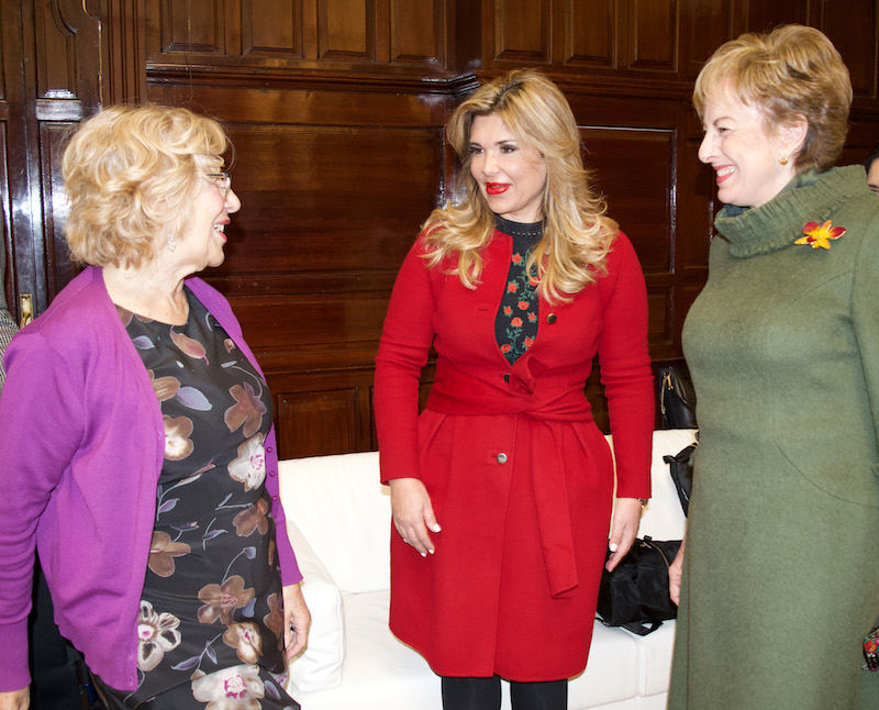 Coinciden Gobernadora y Alcaldesa de Madrid en impulsar la innovación y el empoderamiento de mujeres y jóvenes Coinciden Gobernadora y Alcaldesa de Madrid en impulsar la innovación y el empoderamiento de mujeres y jóvenes