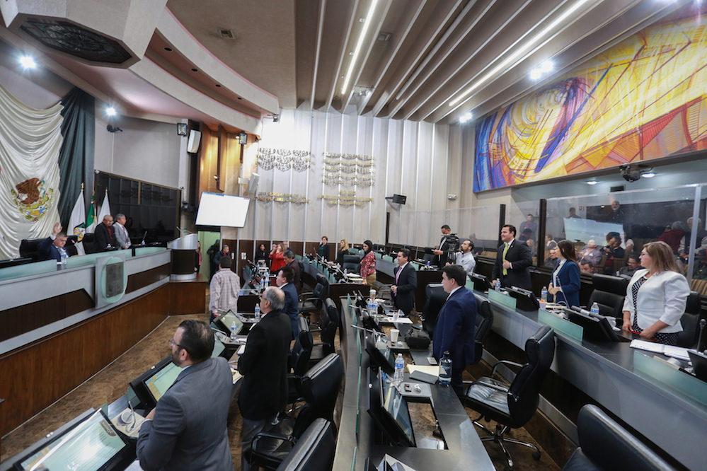 Propone mejora regulatoria en el Poder Legislativo