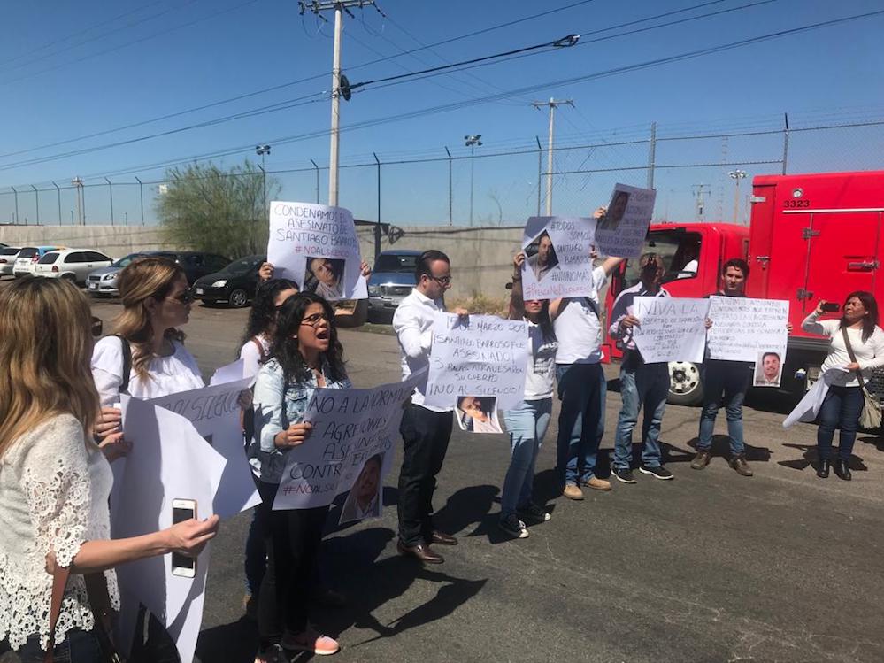 Exigen periodistas se esclarezca asesinato de Santiago Barroso en SLRC