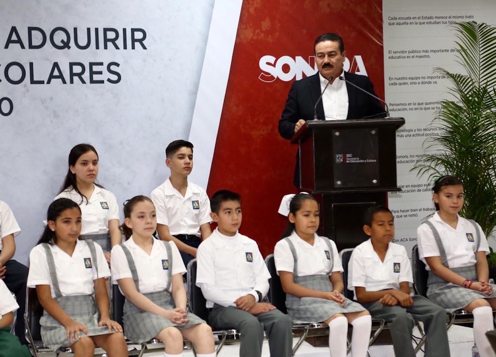 Licita SEC uniformes escolares